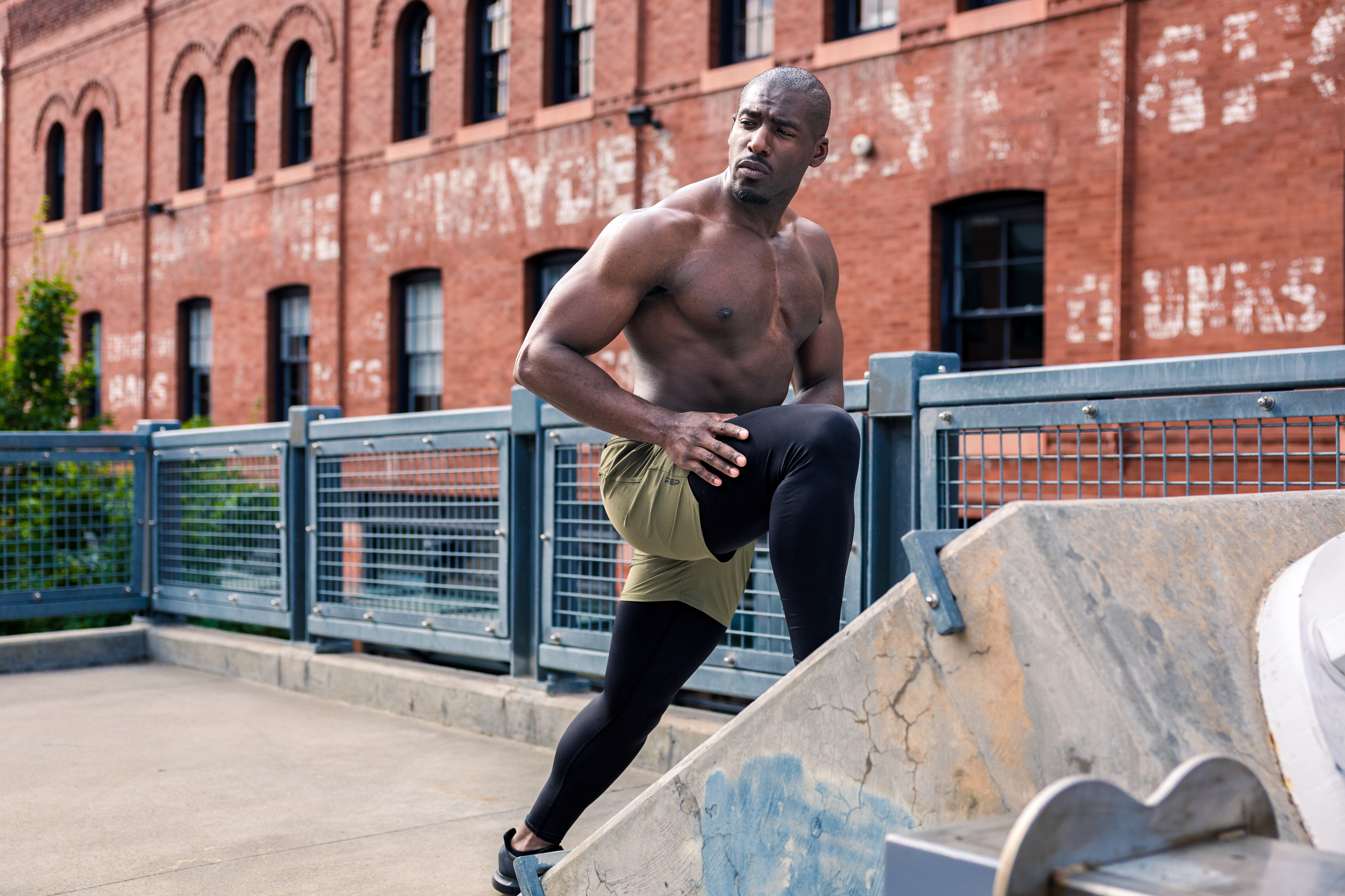 Men’s Virtus Light Compression Tights image 2